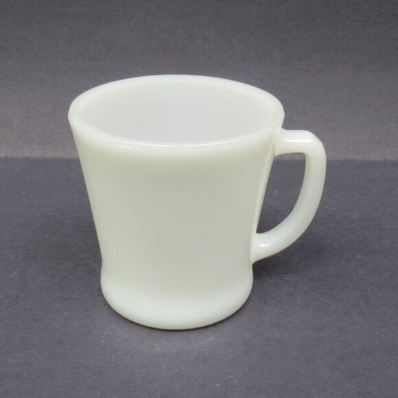 Anchor Hocking FIRE KING White Handled Coffee or Tea Mug, Made In U.S.A. - Picture 1 of 4